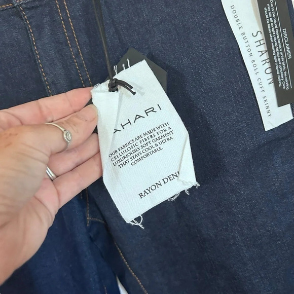 Tahari Sharon Jeans size 6/28 New with tags - Picture 7 of 13